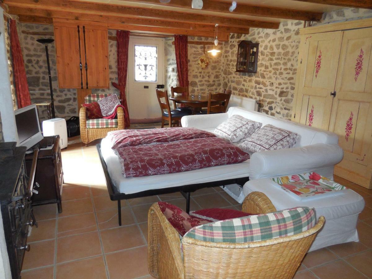 Bed and Breakfast Domaine Le Sauzet Saint-Germain-l'Herm Экстерьер фото